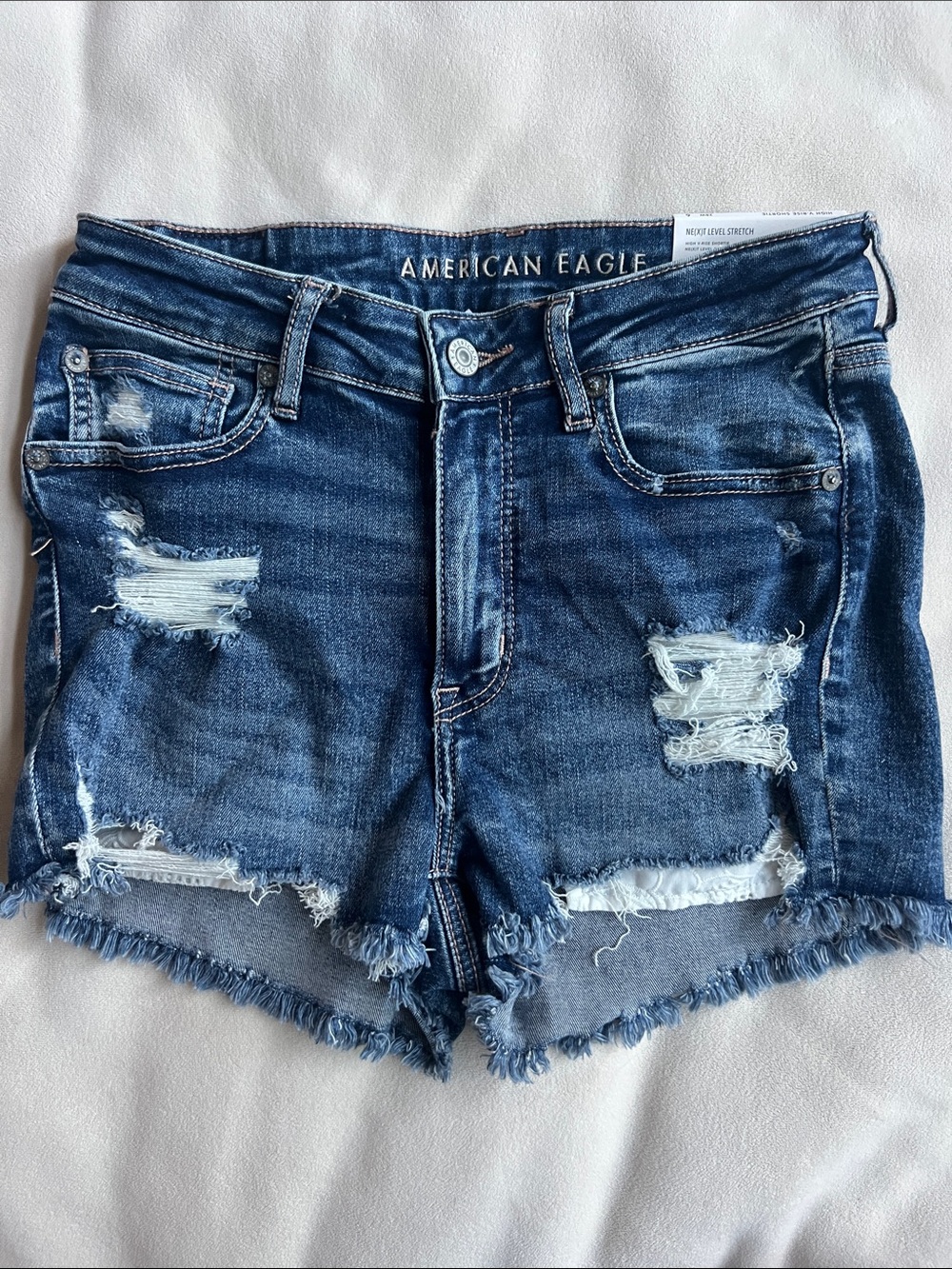 American Eagle Outfitters Distressed Blue Jean Shorts size 6 nwt